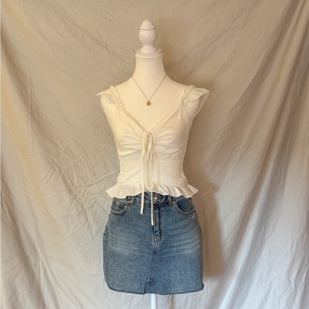 White Ruched Top With Cutout - Picture 2 of 8